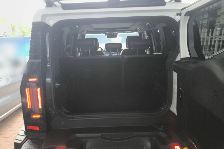 捷途旅行者 2024款 2.0T 四驱银龙之翼中控内饰23