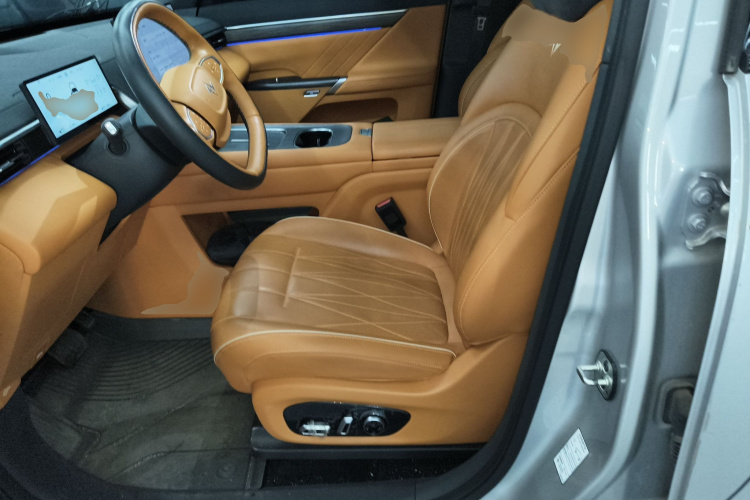 东风奕派 eπ008 2025款 636Ultra纯电版 5座中控内饰19