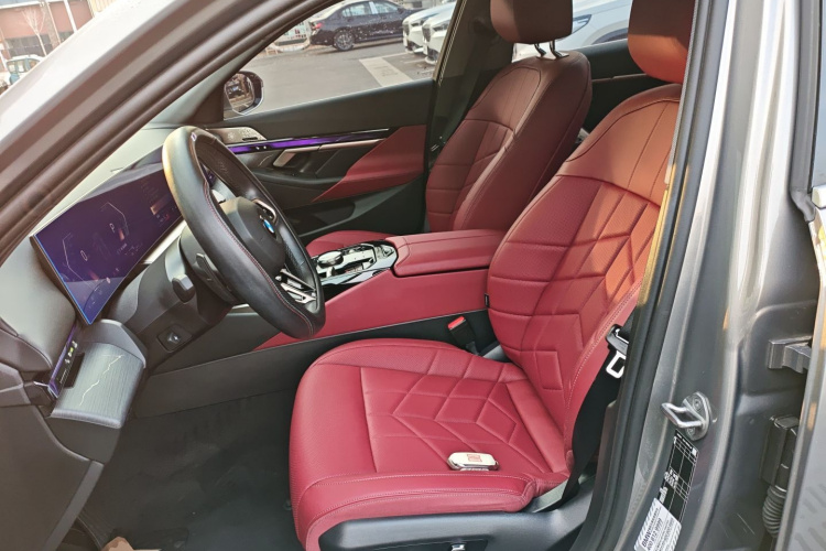 宝马5系 2024款 530Li 领先型 M运动套装局部细节19