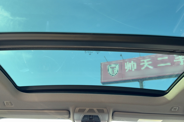 宝马1系 2020款 125i 领先型M运动套装局部细节22