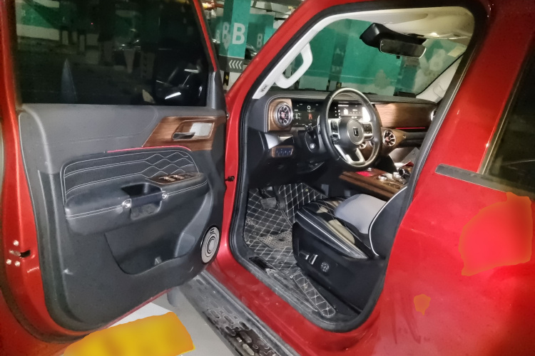 坦克300 2021款 越野版 2.0T 挑战者中控内饰20