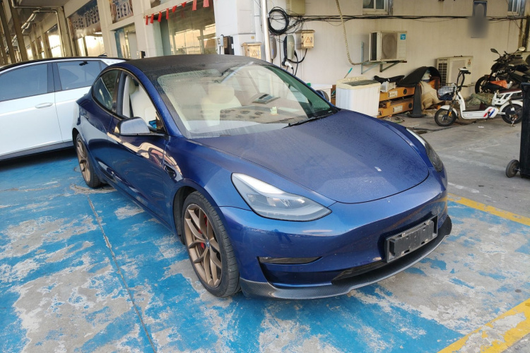 特斯拉 Model 3 2021款 Performance高性能全轮驱动版车身外观6002
