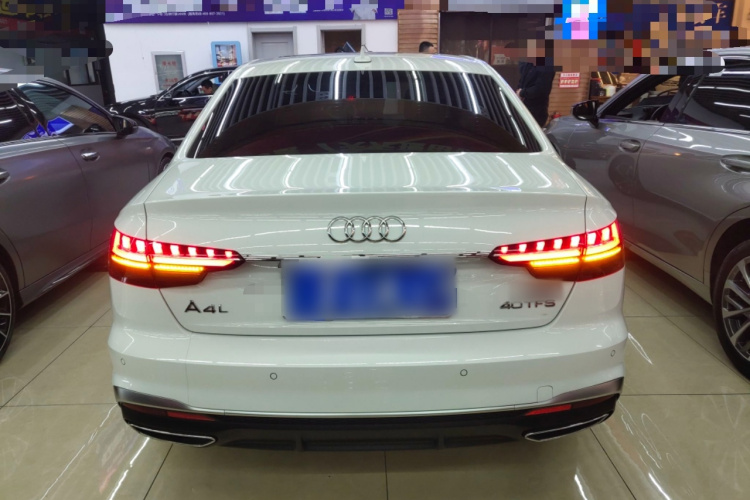 奥迪A4L 2024款 40 TFSI 时尚动感型车身外观6