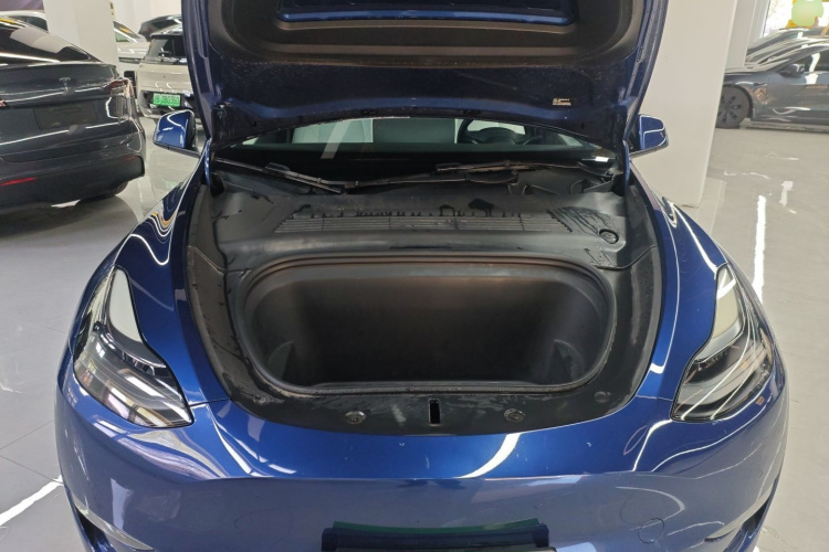 特斯拉 Model Y 2021款 长续航全轮驱动版局部细节24