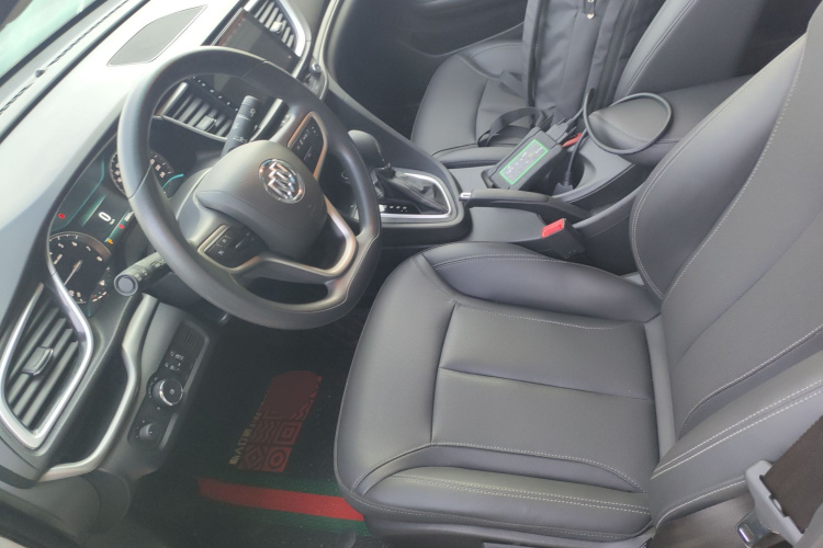 别克 英朗 2021款 改款 1.3T 自动轻混动精英型中控内饰19