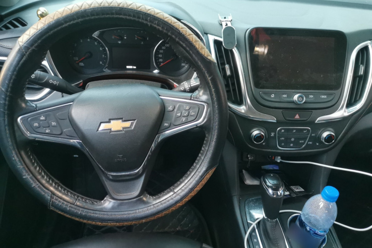 雪佛兰 探界者 2018款 535T 自动驭界版中控内饰7002