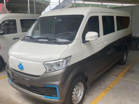 长安跨越 跨越星V7 EV 2024款 251km 掀背门豪华型 7座