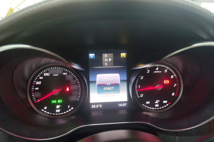 奔驰GLC轿跑 2019款 改款 GLC 260 4MATIC 轿跑SUV局部细节14