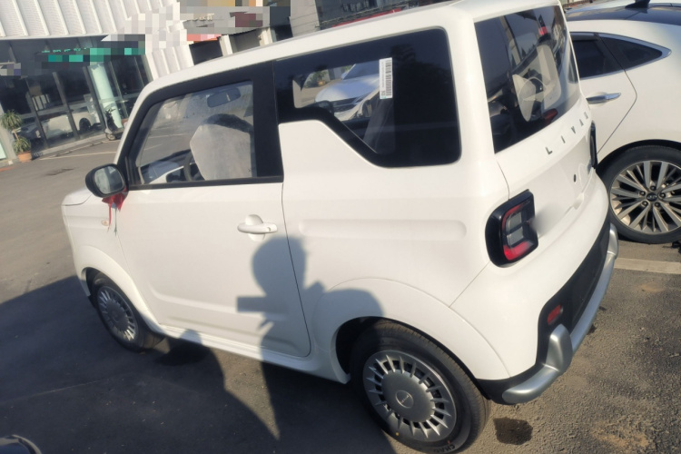 睿蓝汽车 睿蓝蓝气球 2025款 活力版车身外观4