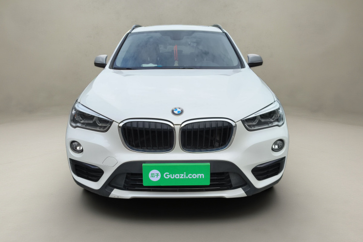 宝马X1 2019款 sDrive18Li 尊享型车身外观2