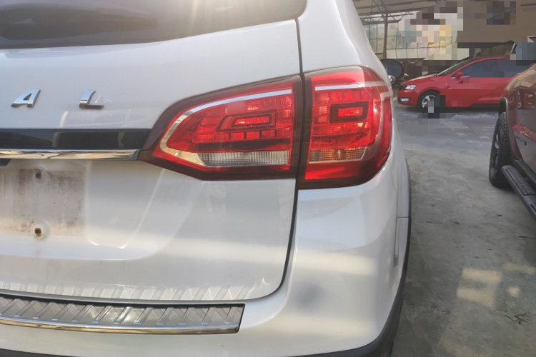 哈弗H6 2015款 运动版 1.5T 自动两驱豪华型车身外观6006