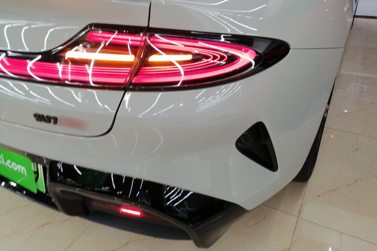 小米汽车 小米SU7 2024款 四驱Max创始版车身外观9