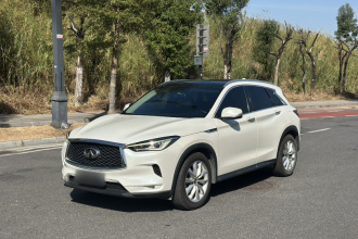 英菲尼迪QX50 2018款 2.0T 两驱时尚版