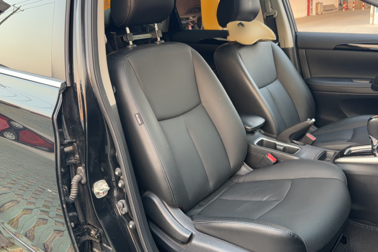 日产 轩逸 2019款 1.6XV CVT智联尊享版 国VI局部细节41