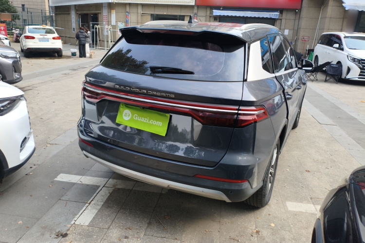 比亚迪 宋Pro 2019款 1.5T 自动精英型车身外观7