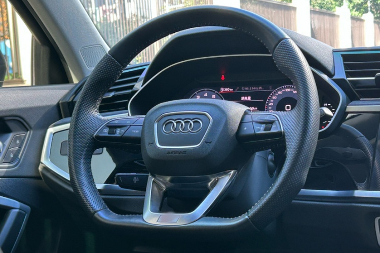 奥迪Q3 Sportback 2020款 40 TFSI 时尚型局部细节13