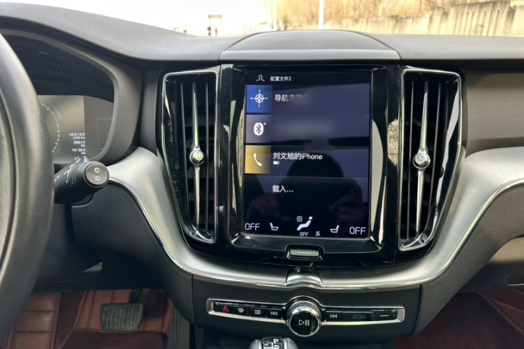 沃尔沃XC60 2021款 T5 四驱智逸豪华版中控内饰7004