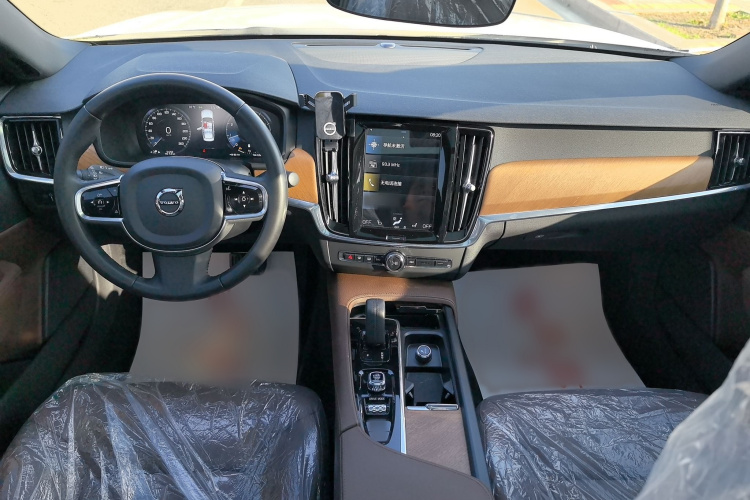 沃尔沃S90 2021款 B5 智逸豪华版中控内饰7003