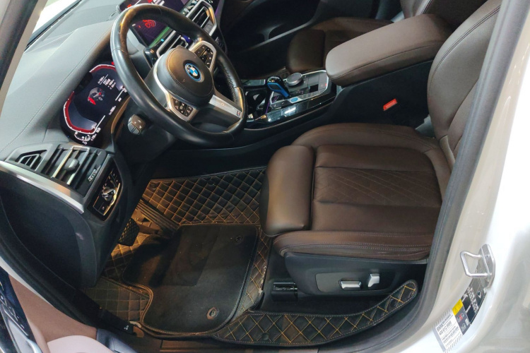 宝马iX3 2022款 领先型中控内饰19