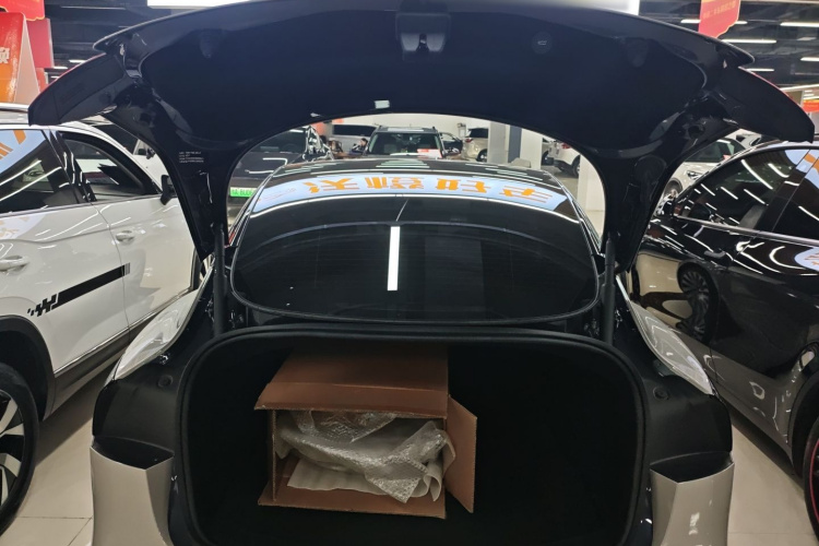 特斯拉 Model 3 2023款 后轮驱动版机舱底盘23