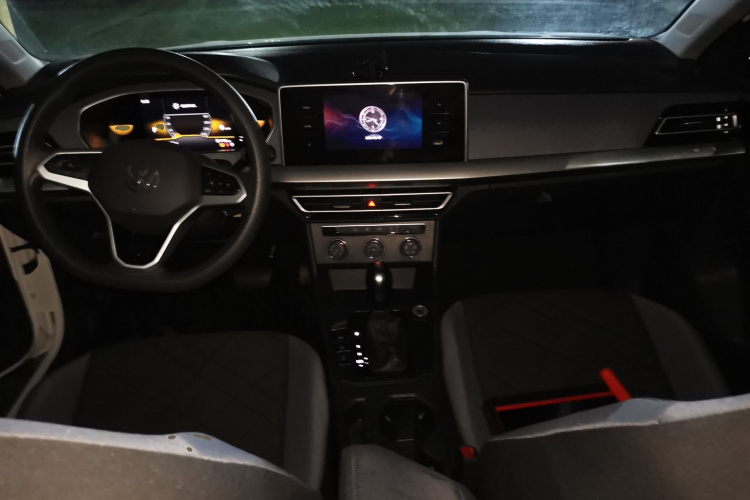 大众 朗逸 2023款 1.5L 自动得逸版中控内饰7002