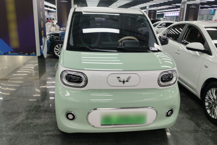 五菱汽车 宏光MINIEV 2024款 第三代 215km 进阶版车身外观2