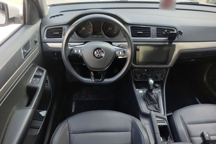 大众 朗逸 2017款 230TSI DSG舒适版中控内饰13