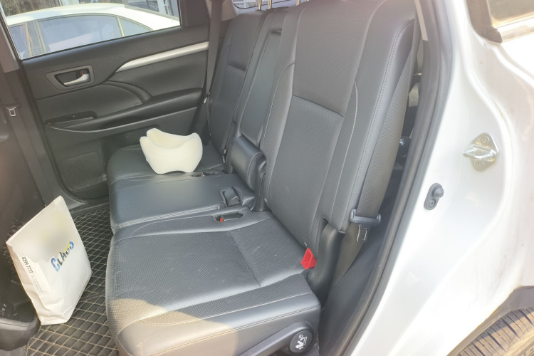 丰田 汉兰达 2018款 2.0T 四驱豪华版 7座 国VI中控内饰21