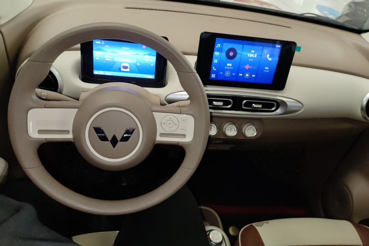 五菱汽车 宏光MINIEV 2025款 四门版 臻享款中控内饰12