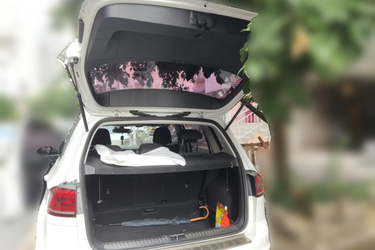 大众 高尔夫·嘉旅 2016款 230TSI 自动进取型中控内饰23