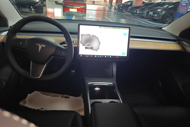 特斯拉 Model 3 2022款 后轮驱动版中控内饰12