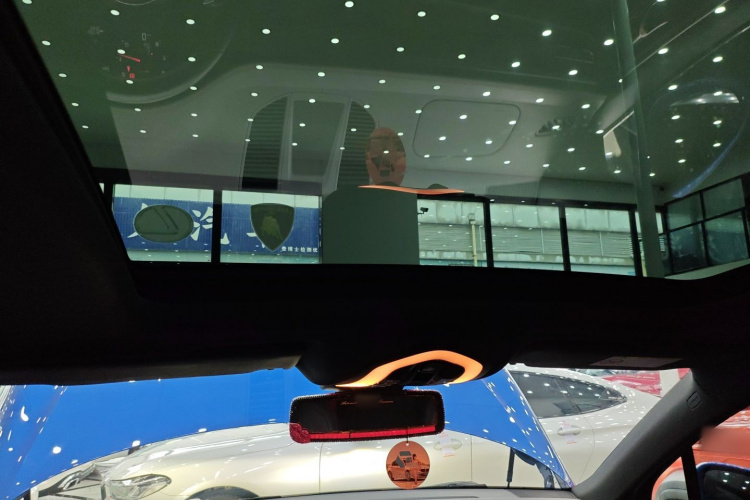 保时捷 2018款 Macan 2.0T中控内饰22