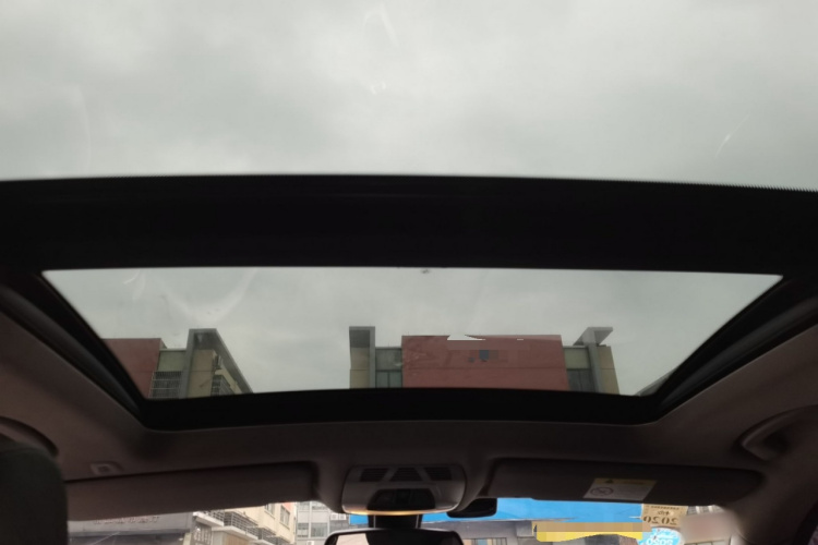 宝马3系GT 2019款 320i 时尚型中控内饰22