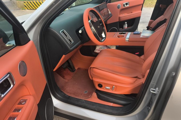 理想汽车 理想L6 2024款 Pro中控内饰20