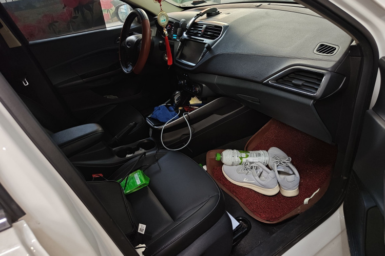 福特 福睿斯 2017款 幸福版 1.5L 自动时尚型局部细节9005