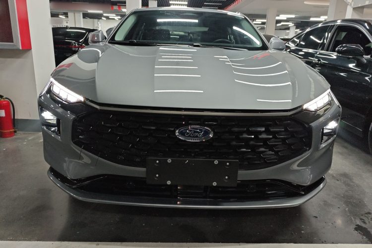 福特 蒙迪欧 2023款 EcoBoost 180 豪华型车身外观6001