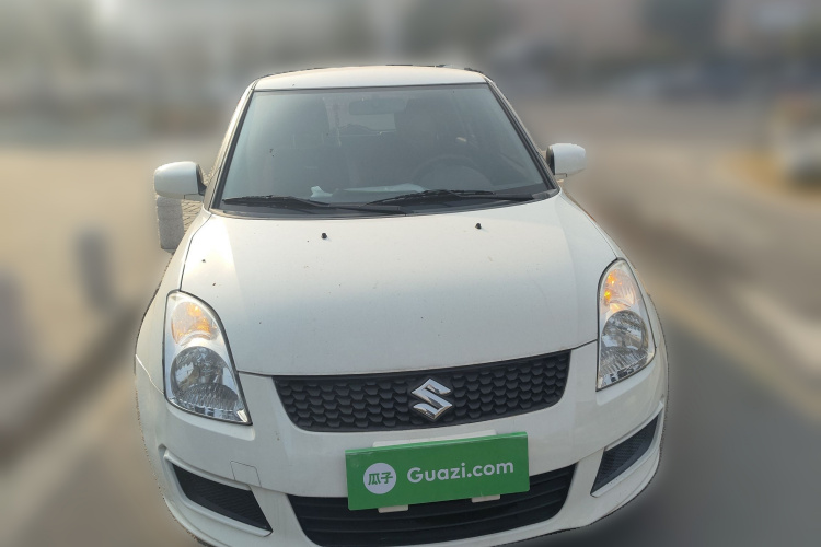 铃木 雨燕 2014款 1.3L 手动标准型车身外观6001