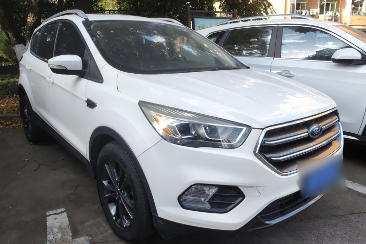 福特 翼虎 2019款 EcoBoost 180 两驱铂翼型 国VI车身外观3