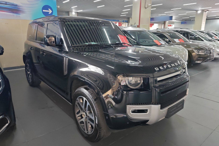 路虎卫士 2024款 110 3.0T P400 X-DYNAMIC HSE车身外观6002