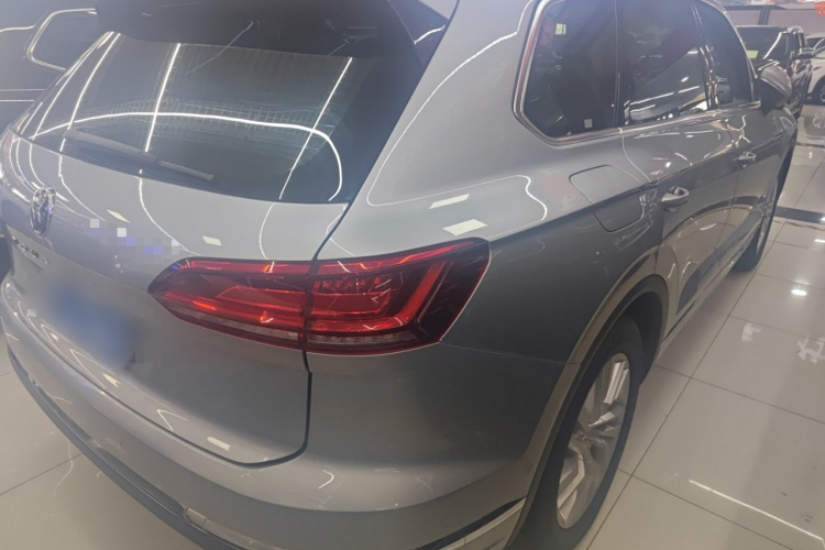 大众 途锐 2019款 2.0TSI 锐翼版 国V车身外观7