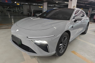 哪吒汽车 哪吒S猎装 2024款 增程300 标准版