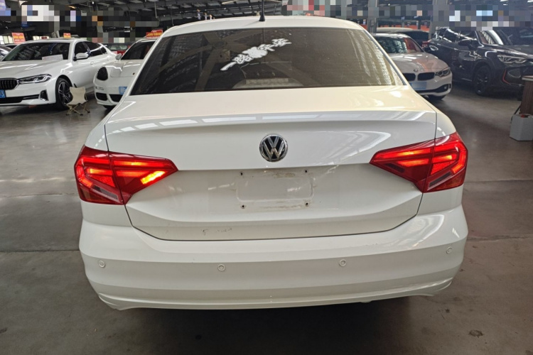 大众 捷达 2017款 1.4L 手动时尚型车身外观6004