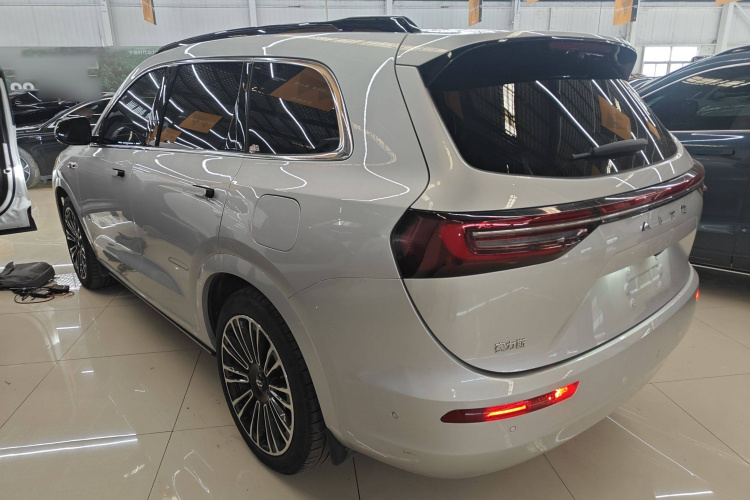 鸿蒙智行 问界M7 2024款 1.5T 智驾四驱Ultra版 5座车身外观4