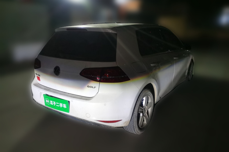 大众 高尔夫 2016款 1.6L 自动舒适型车身外观7