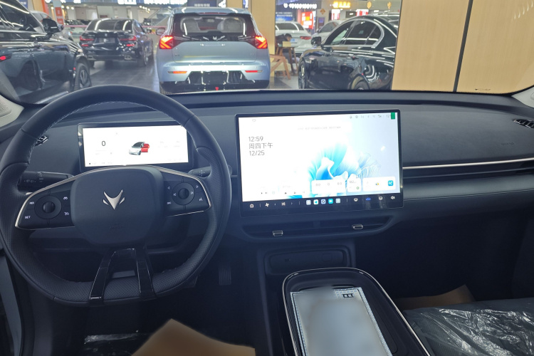 ARCFOX极狐 极狐T1 2025款 425 PRO中控内饰7001