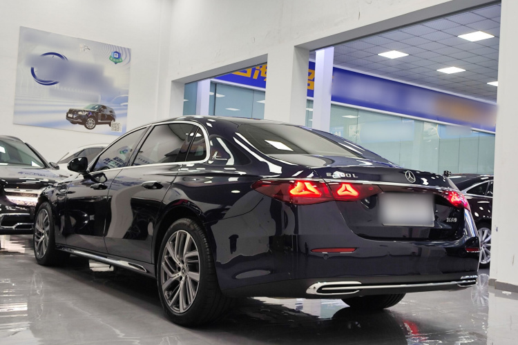 奔驰E级 2024款 E 300 L 时尚型车身外观6005