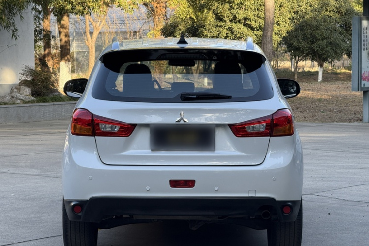 三菱 劲炫ASX 2020款 2.0L CVT智领版车身外观6004