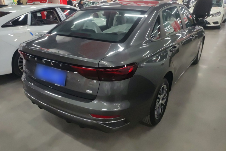 吉利汽车 帝豪 2025款 第4代 1.5L CVT星耀版车身外观6003