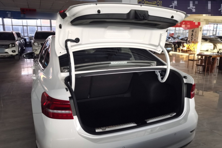 大众 朗逸 2019款 280TSI DSG舒适版 国VI机舱底盘23