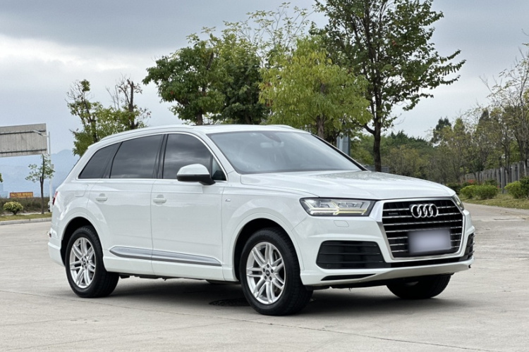 奥迪Q7 2016款 40 TFSI 舒适型车身外观6003